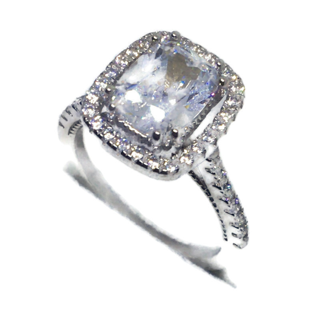 Large Emerald Cz White Gold On Silver Ring Band 120$